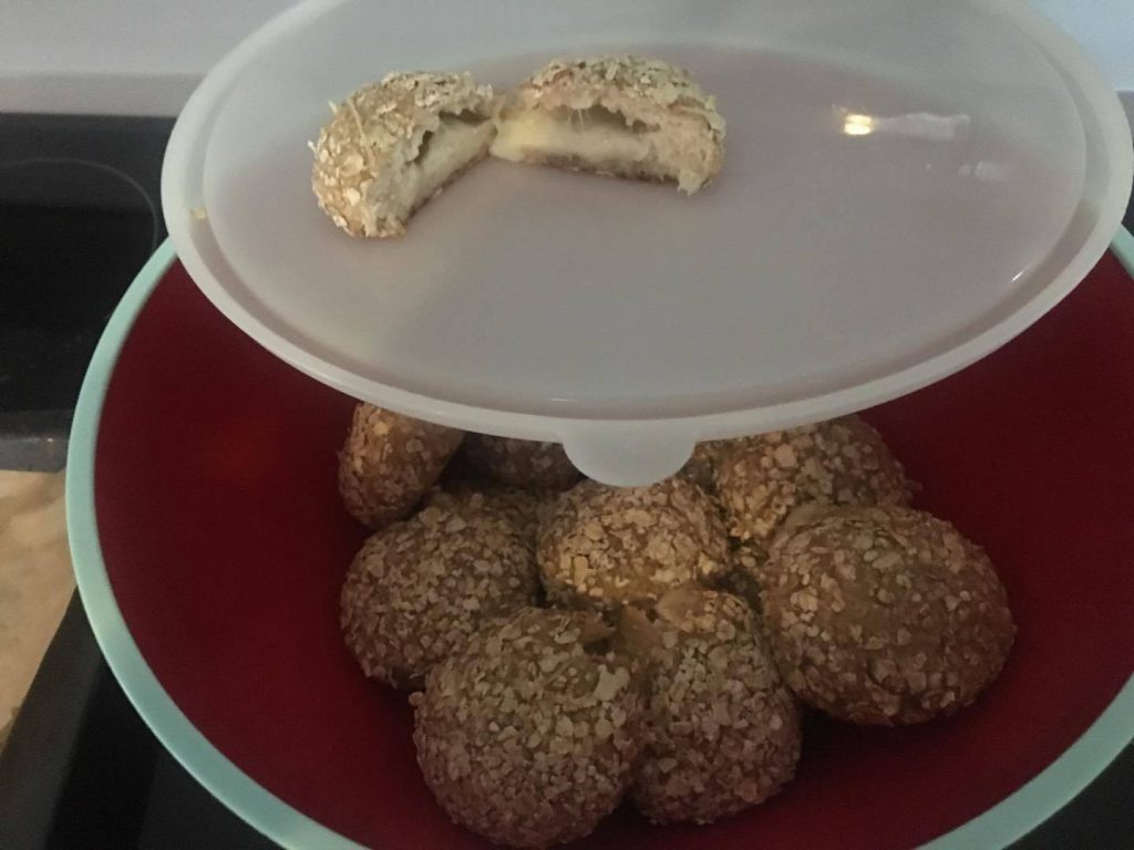 schnelle Gewichtsverluste im Abnehmprogramm durch gesunde Rezepte zum Abnehmen von Oxana Hegel, wie diese Haferbällchen