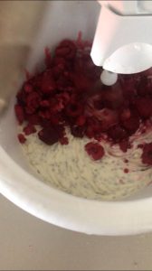 Rezepte zum Abnehmen - Zubereitungsschritt Himbeer Torte selbstgemacht