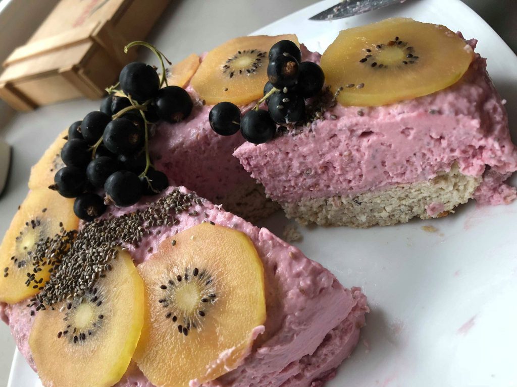 Rezepte zum Abnehmen - Kokos Himbeer Torte selbstgemacht