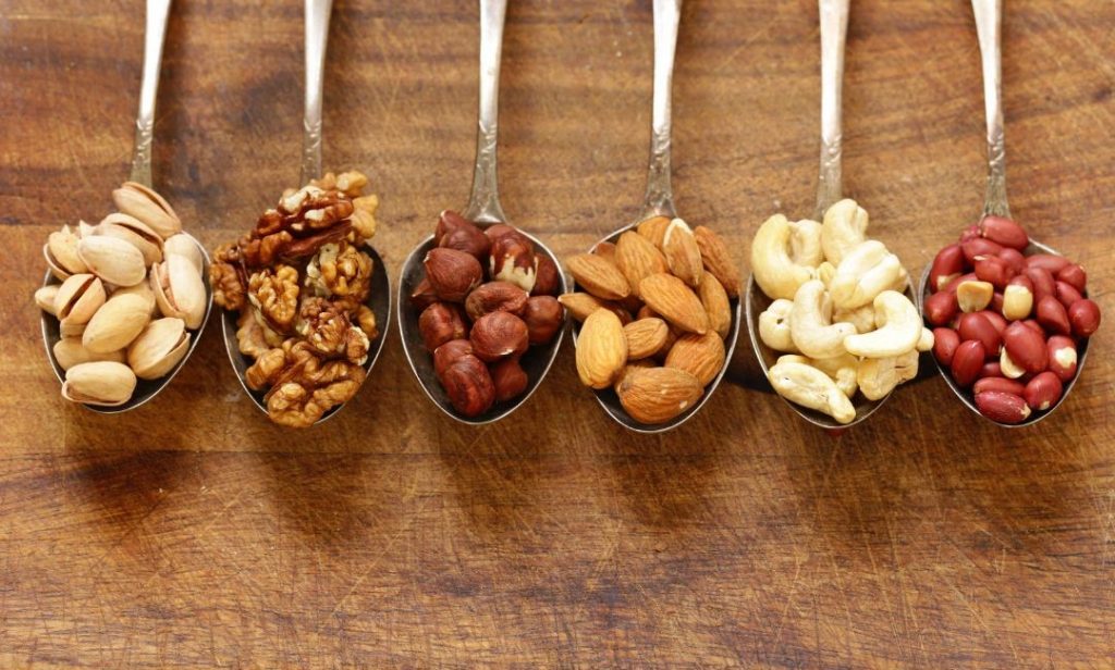 10 Tage ohne Zucker erlaubt Nüsse zum Naschen