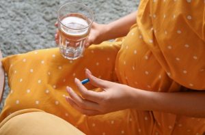 Folsäure für Schwangere dargestellt